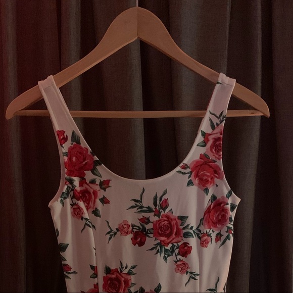 H&M DRESS - Picture 2 of 12